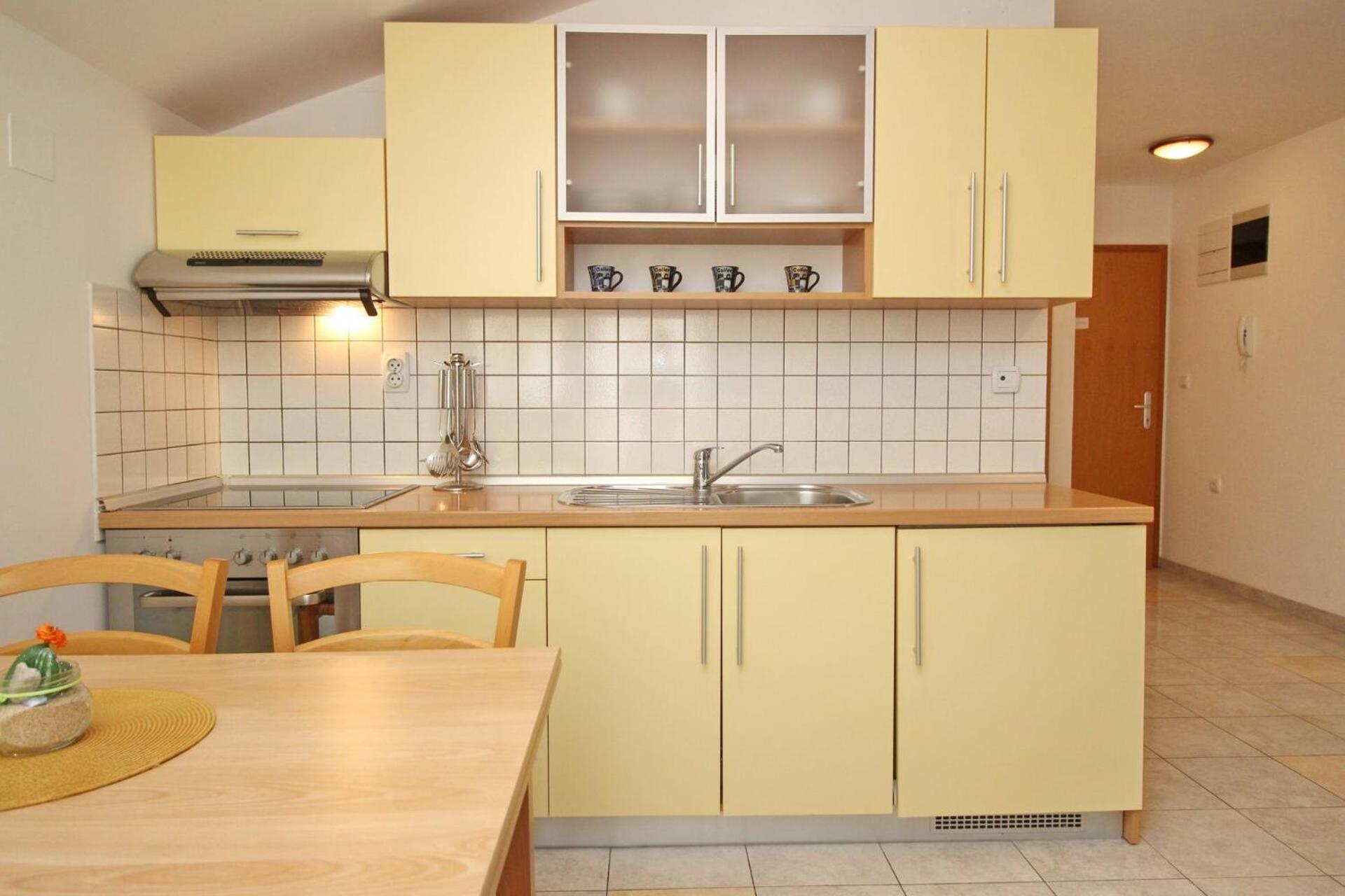 Apartments Knezevic Baska  Bagian luar foto